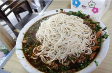 便宜网红面,揭秘平价美食新宠
